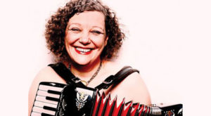 Jeanette Lewicki with accordion